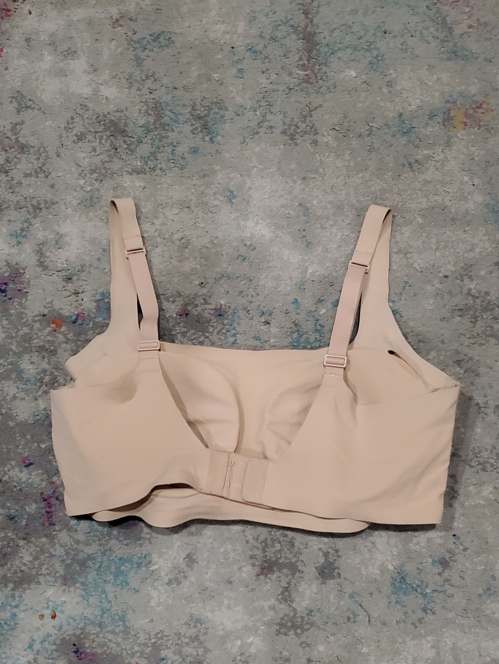 Skims Seamless Nude Wireless Sports Bra Size L - Picture 3 of 7